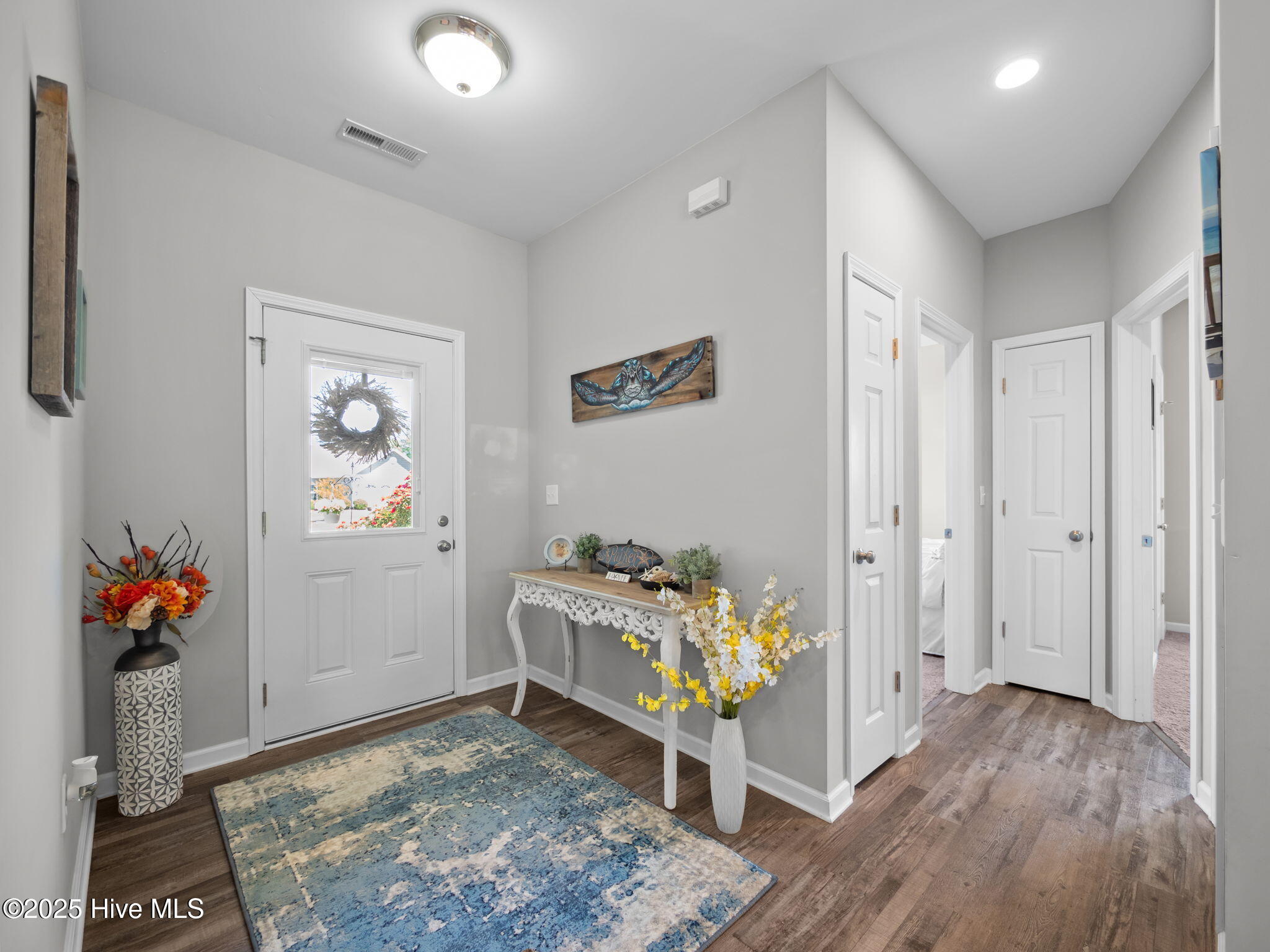 512 Hazelwood Drive Holly Ridge, NC 28445 - Photo 2 of 33 Entry/Foyer