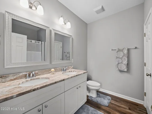 $1,800 | 512 Hazelwood Drive, Holly Ridge, NC 28445