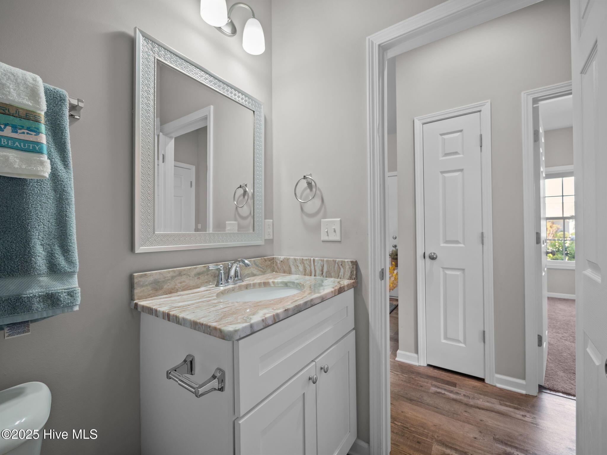 512 Hazelwood Drive Holly Ridge, NC 28445 - Photo 26 of 33 Bathroom 2