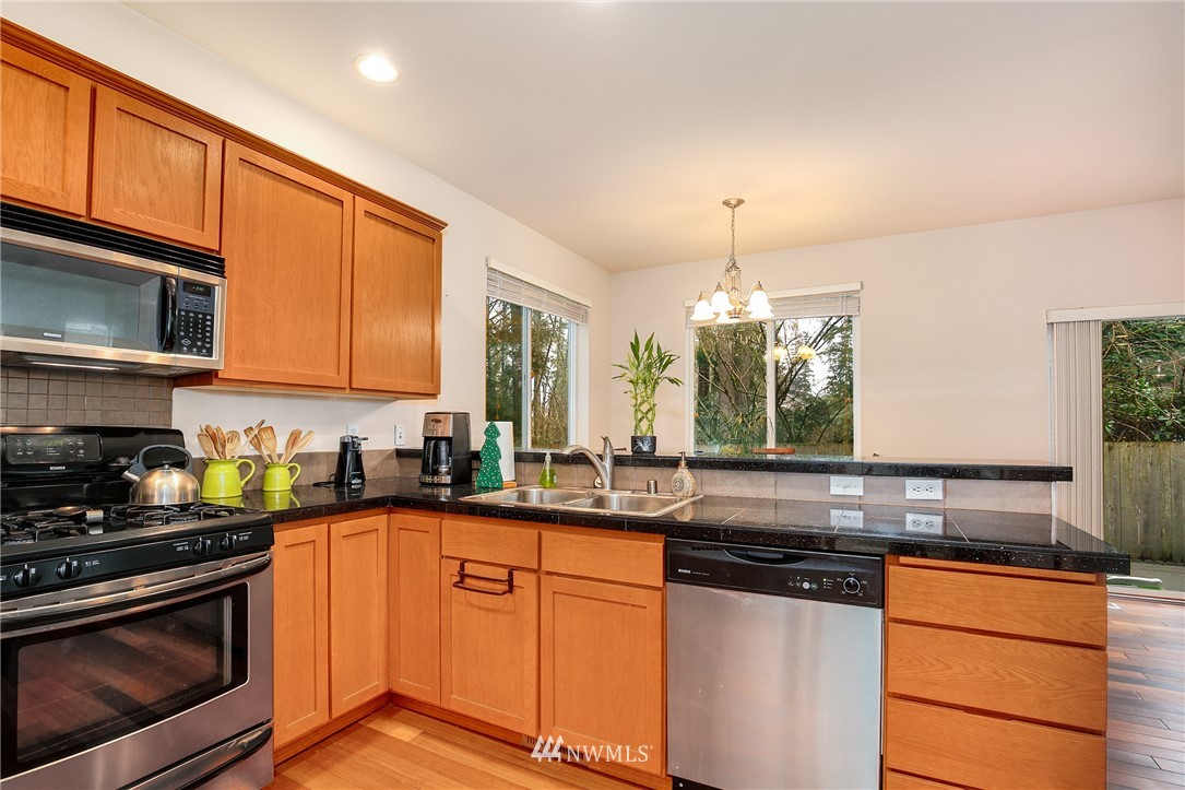 3406 183rd Place Southeast Bothell, WA 98012 - Photo 4 of 25