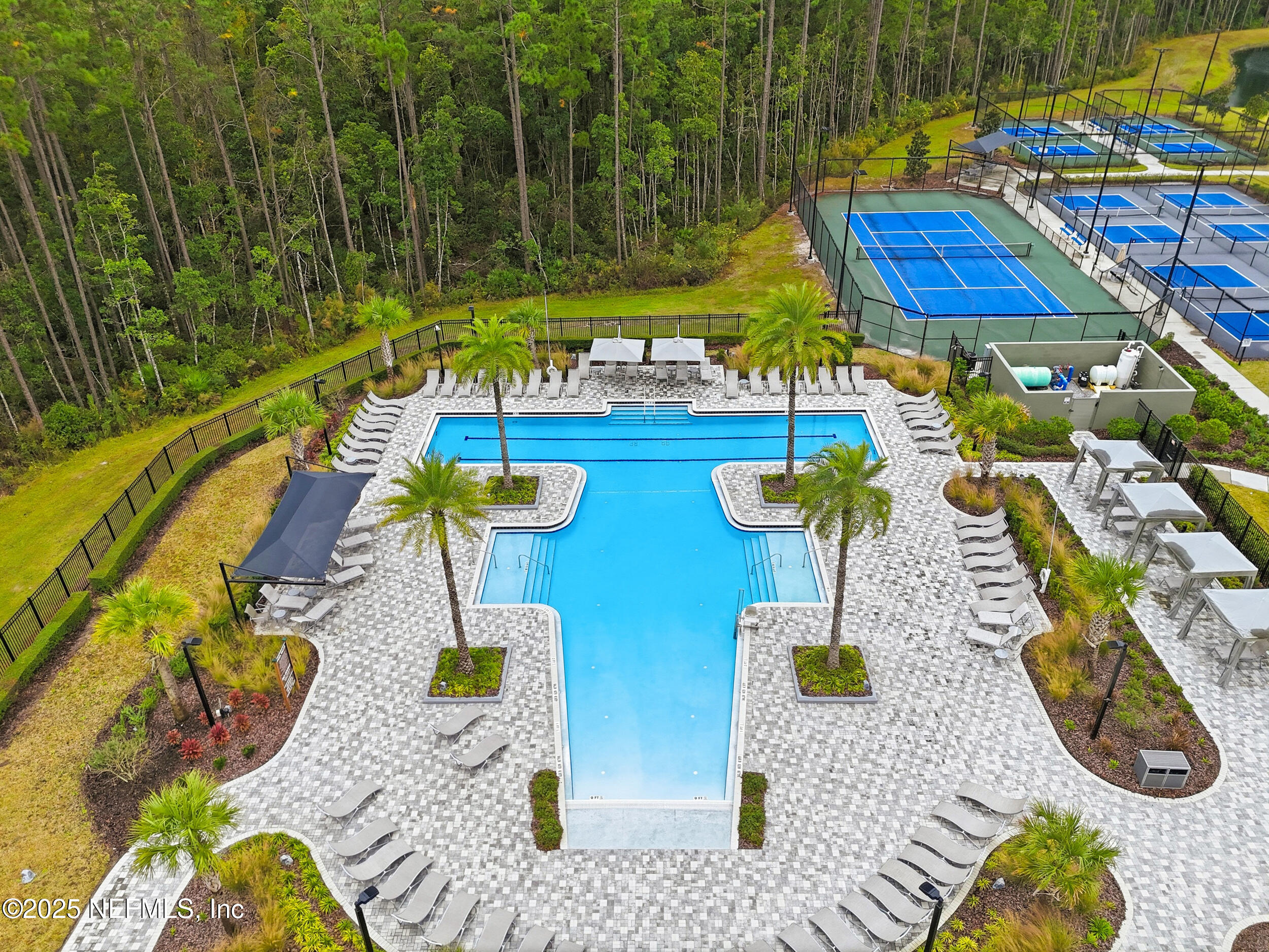 64 Round Robin Run St. Johns, FL 32259 - Photo 37 of 43 pool area