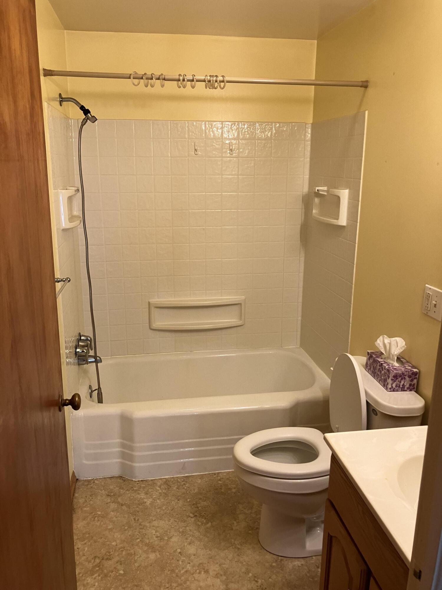 4711 Scottdale Road St. Joseph, MI 49085 - Photo 14 of 25 IMG_9143