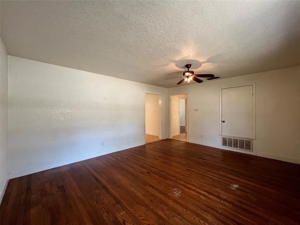 305 E Road Stephenville, TX 76401 - Photo 2 of 9 Gallery Image 2