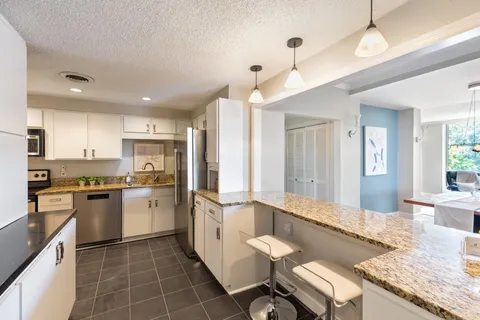 $524,900 | 135 Harpeth Trace Drive, Nashville, TN 37221