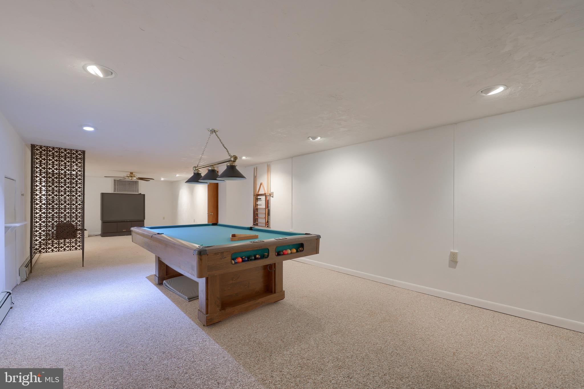 864 Sunnyside Road York, PA 17408 - Photo 24 of 35 Gallery Image 24