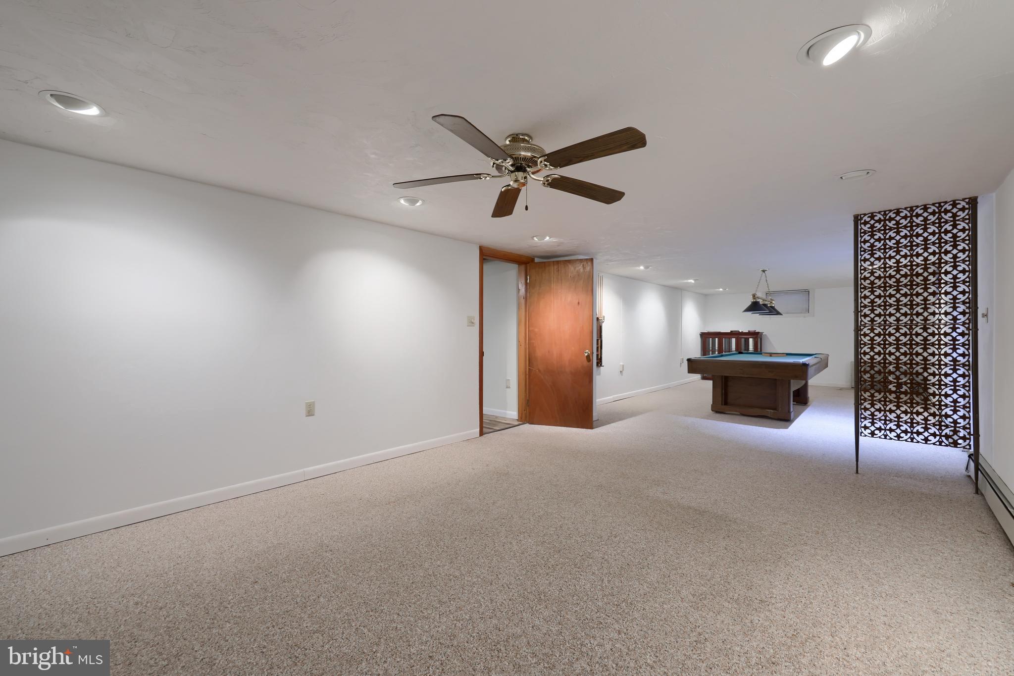 864 Sunnyside Road York, PA 17408 - Photo 26 of 35 Gallery Image 26