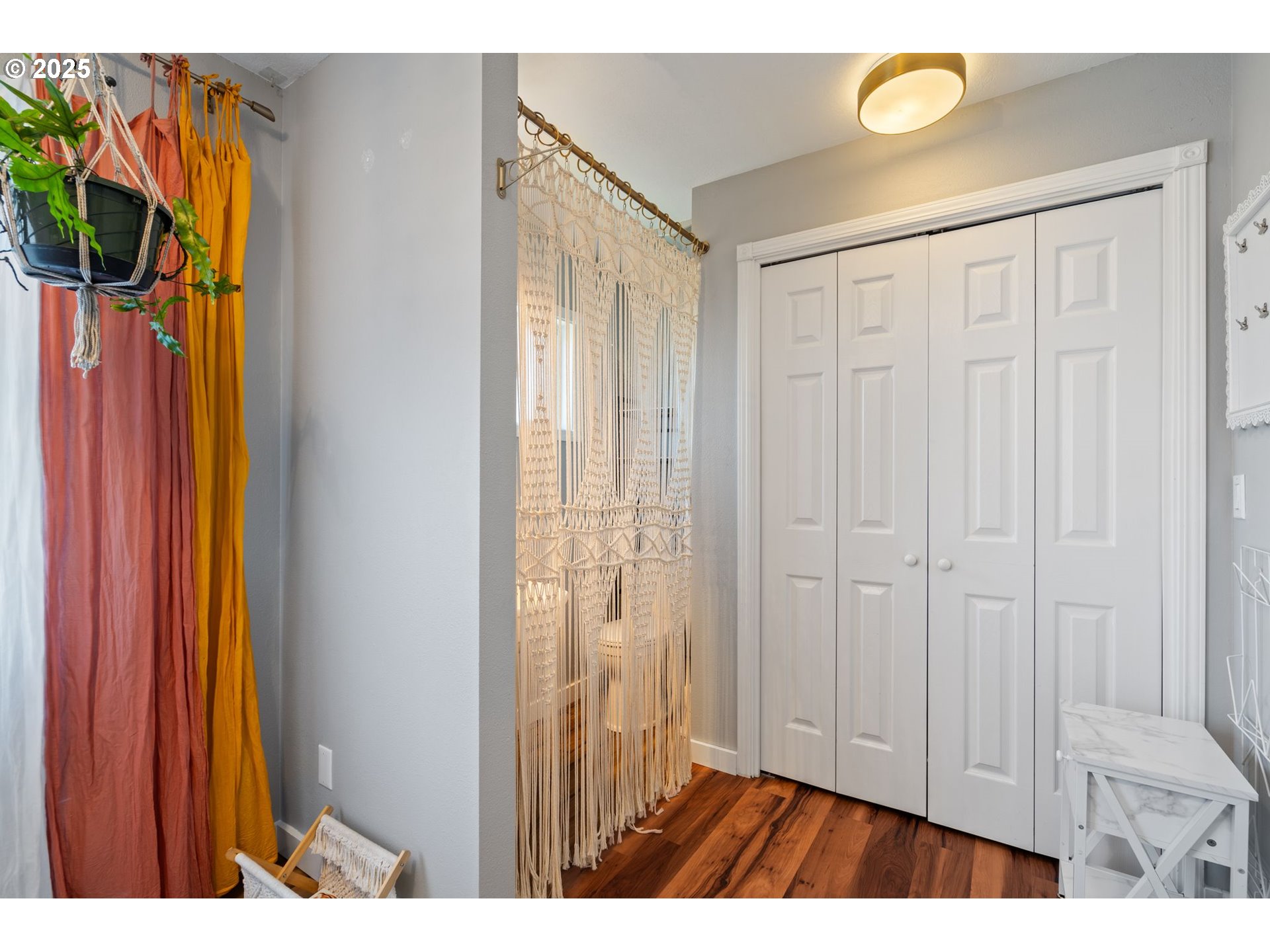 4517 Northeast 85th Avenue Portland, OR 97220 - Photo 16 of 38 a view of entryway with wooden floor