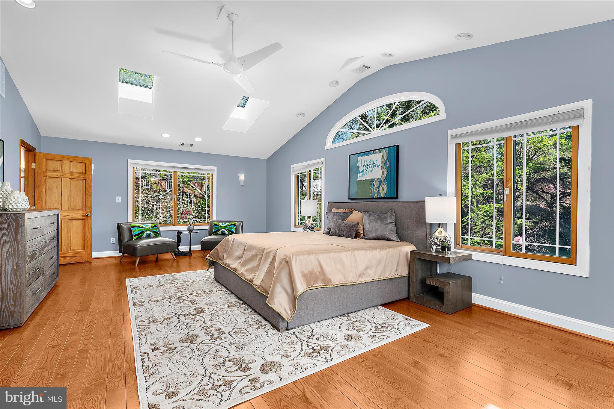 4717 Edgefield Road Bethesda, MD 20814 - Photo 28 of 85 Primary Bedroom