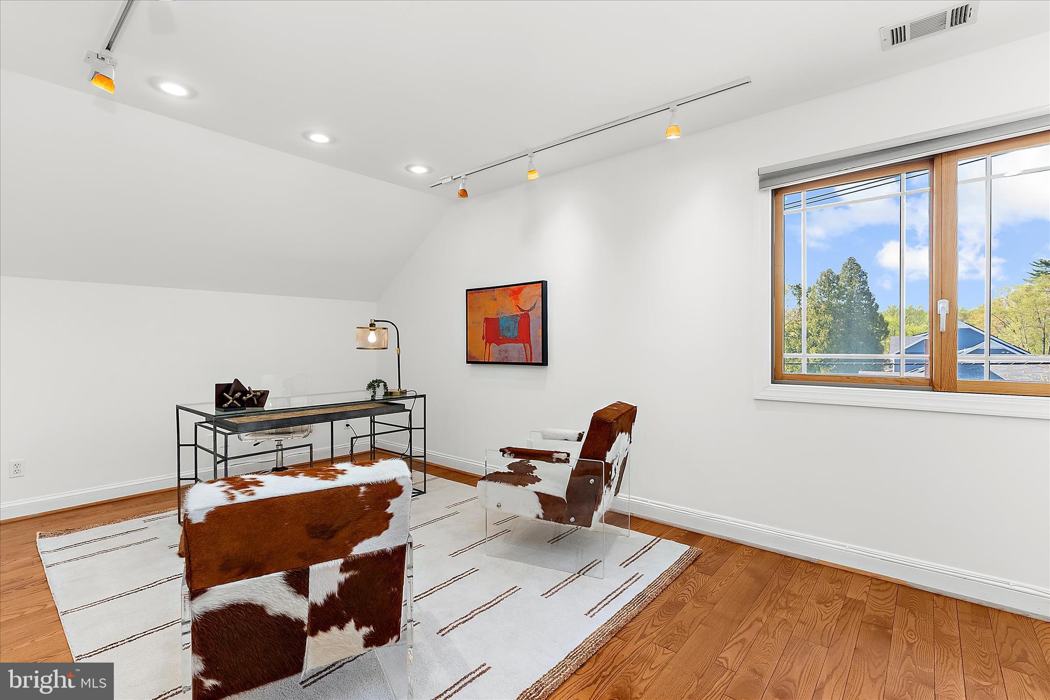 4717 Edgefield Road Bethesda, MD 20814 - Photo 40 of 85 Upper Level Bedroom 2/Office