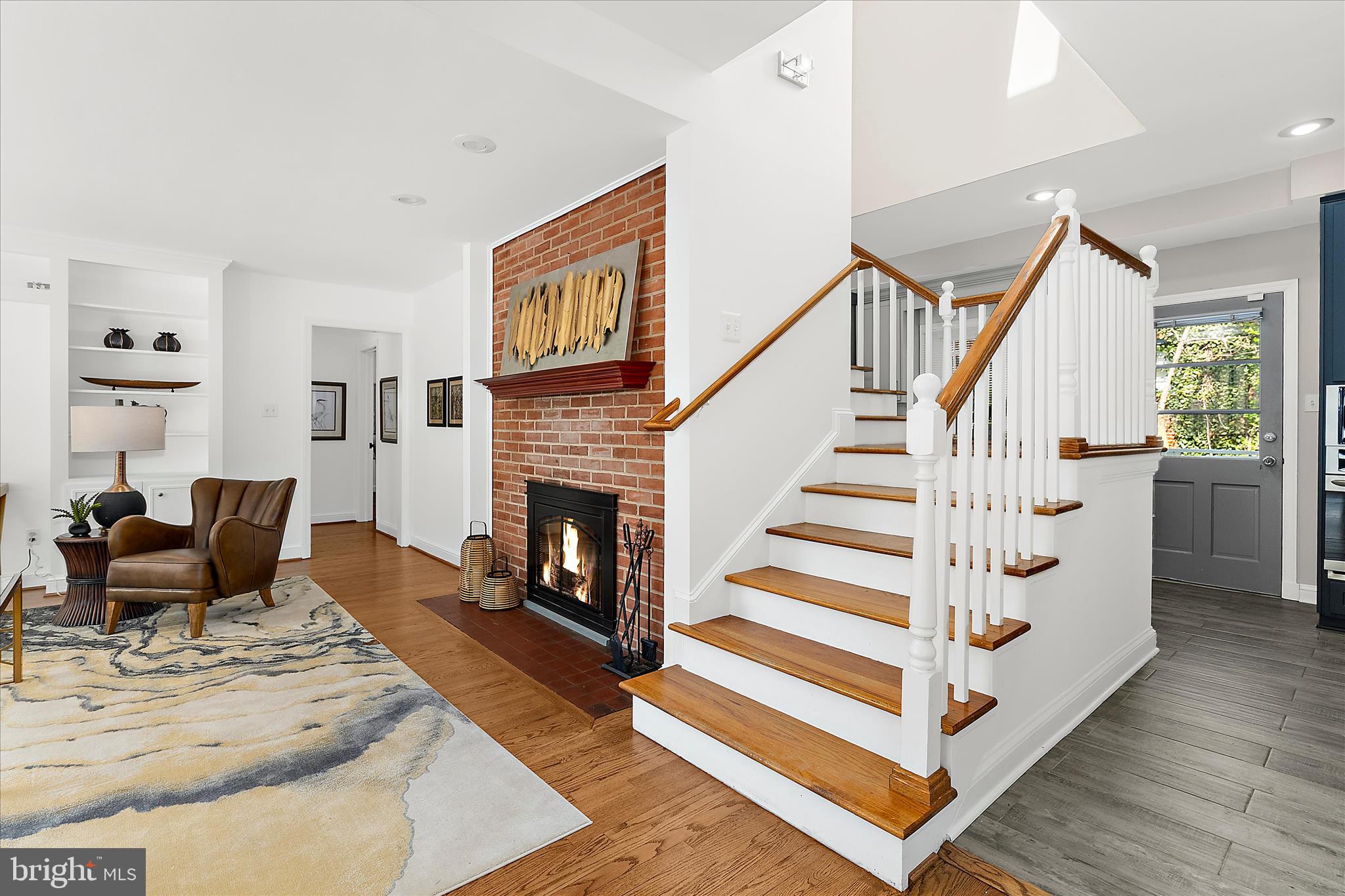 4717 Edgefield Road Bethesda, MD 20814 - Photo 6 of 85 Living Room