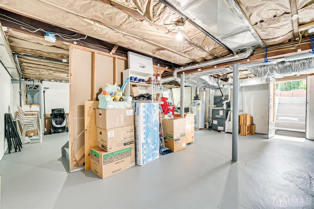 119 Wagner Street Edison, NJ 08837 - Photo 32 of 41 a view of a room with gym equipment