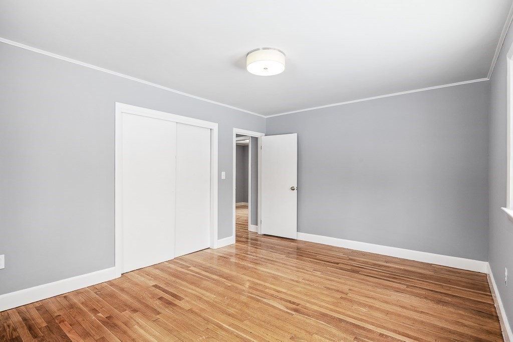 21 Selwyn Road Randolph, MA 02368 - Photo 8 of 13