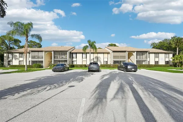 $195,000 | 1575 Southwest Silver Pine Way, Unit F2, Palm City, FL 34990