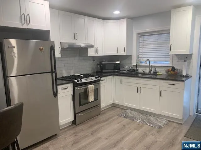 $1,600 | 414 7th Street, Fairview, NJ 07022