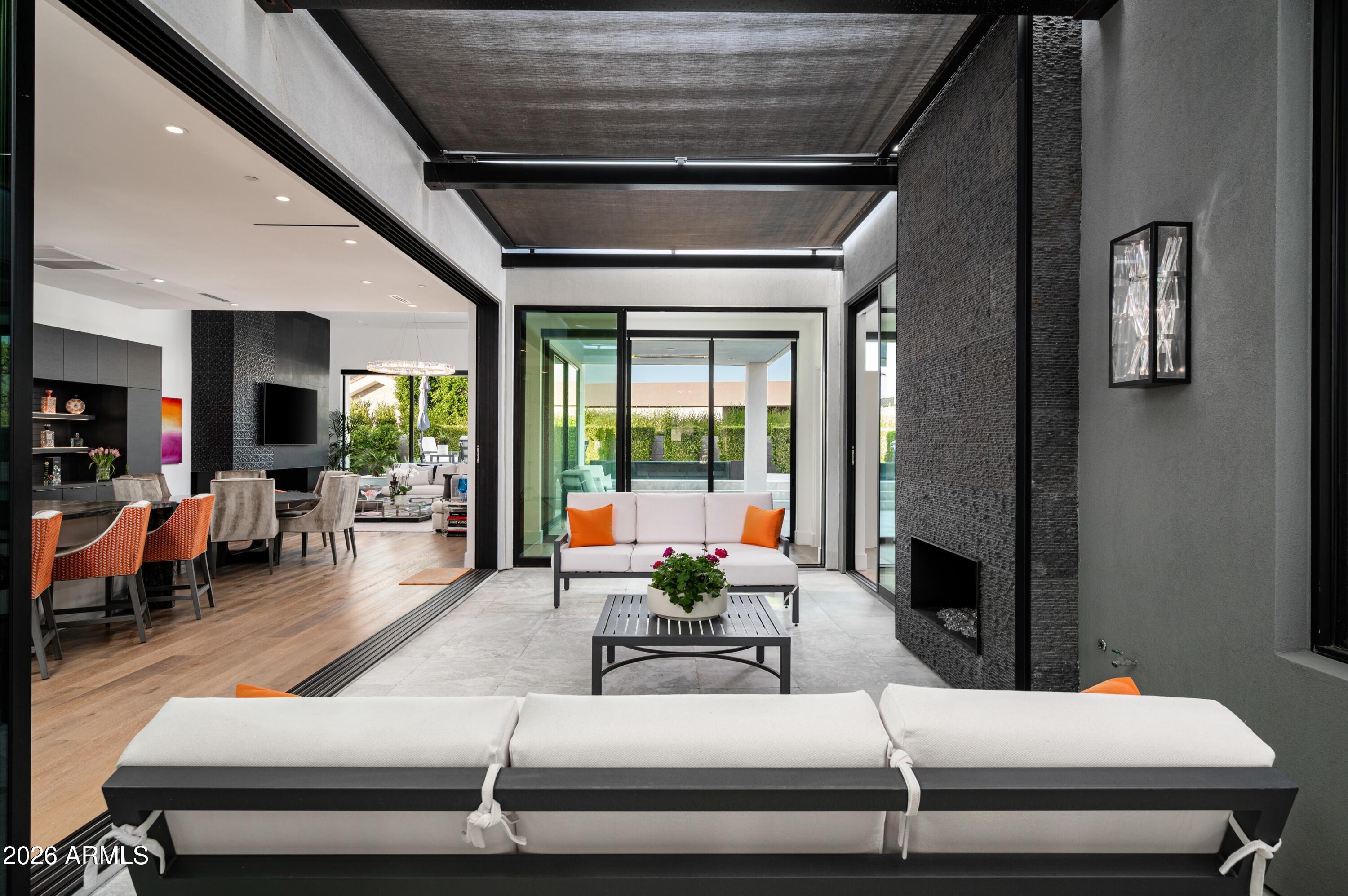 6914 East Cactus Wren Road Paradise Valley, AZ 85253 - Photo 5 of 38 a living room with furniture