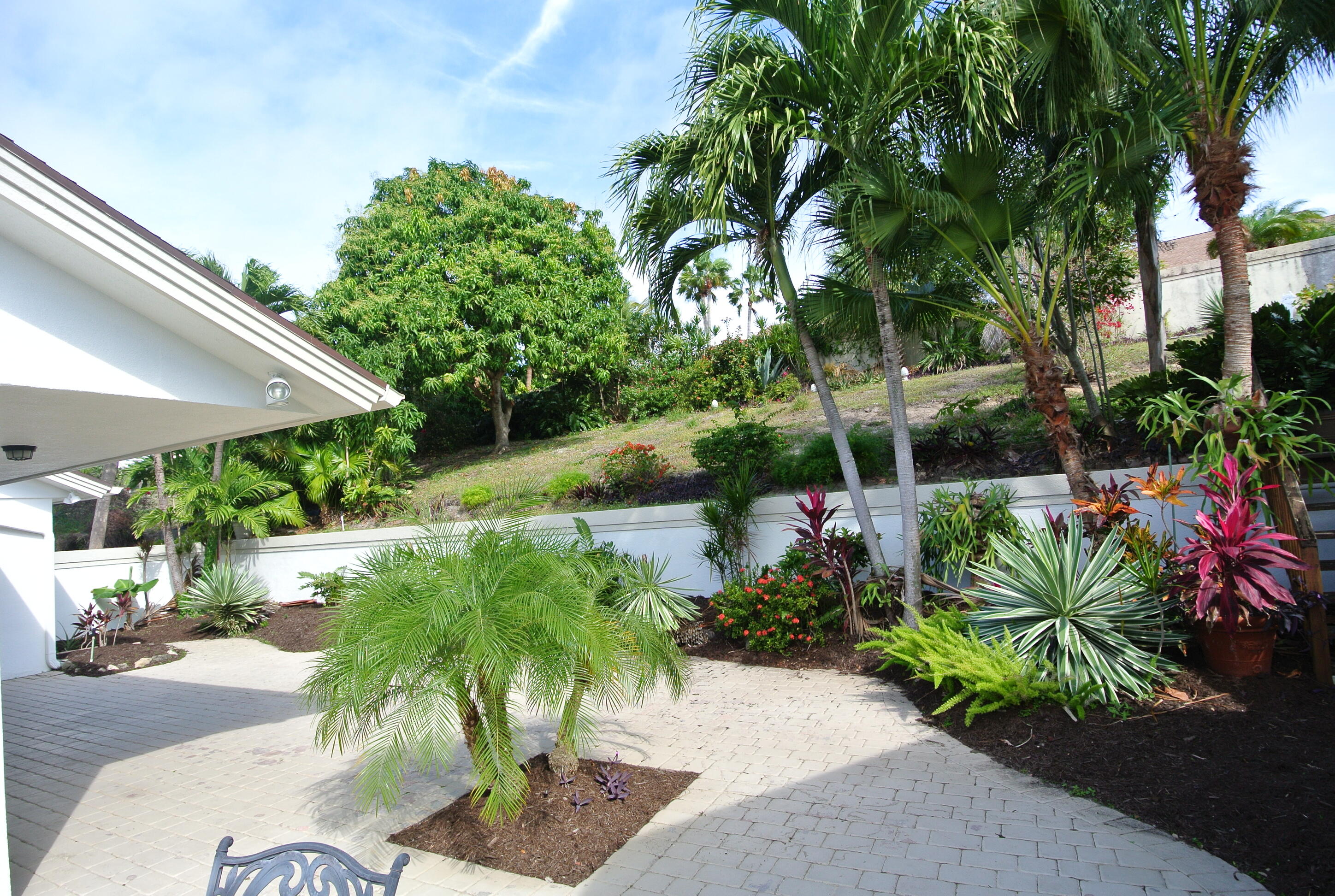 113 Dunes Edge Road Jupiter, FL 33477 - Photo 4 of 16 DSC_2839