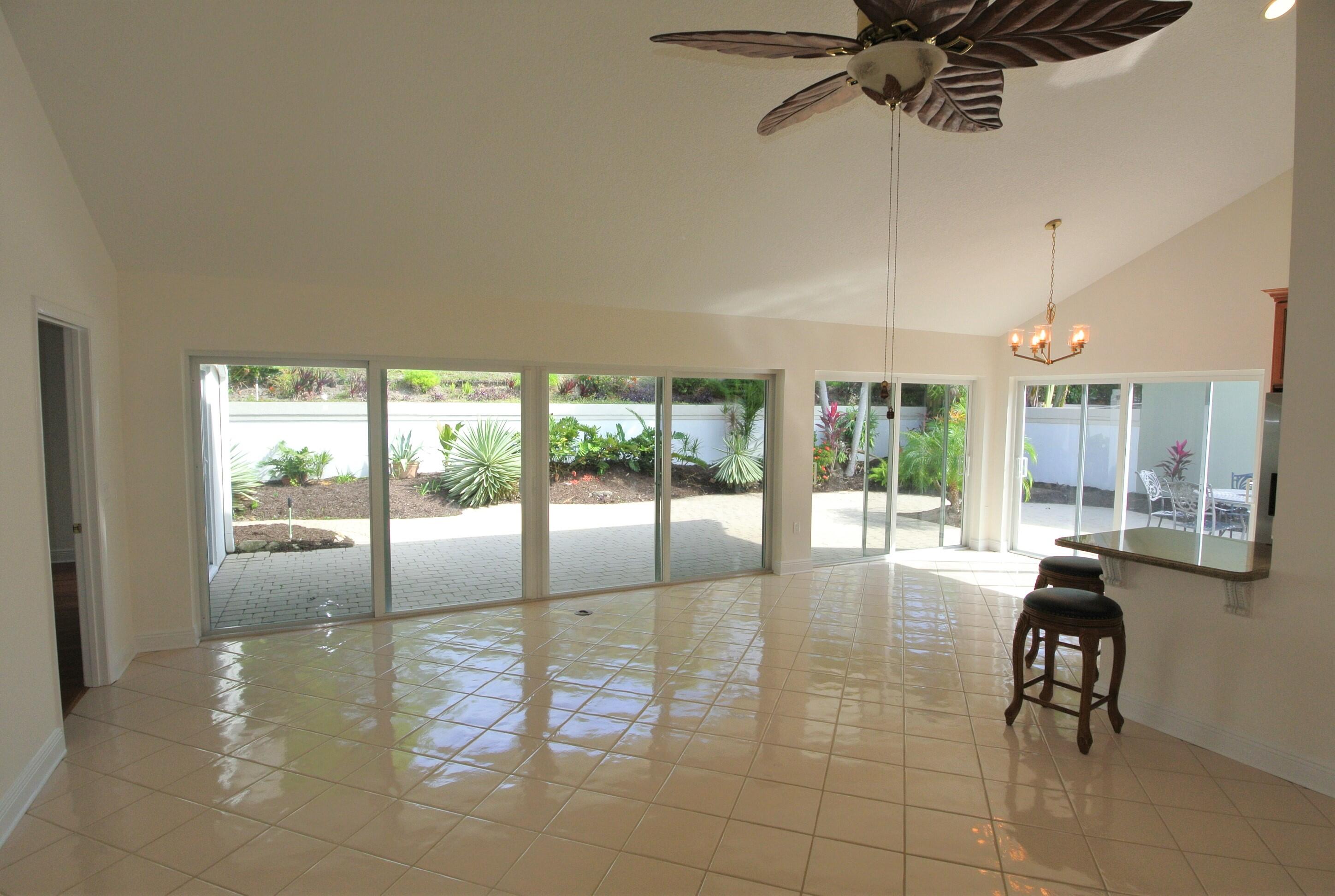 113 Dunes Edge Road Jupiter, FL 33477 - Photo 9 of 16 DSC_2809