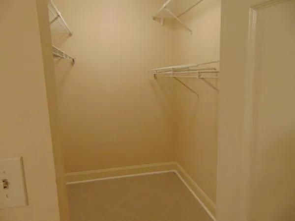 $1,600 | 3186 Via Poinciana, Unit 310, Lake Worth, FL 33467