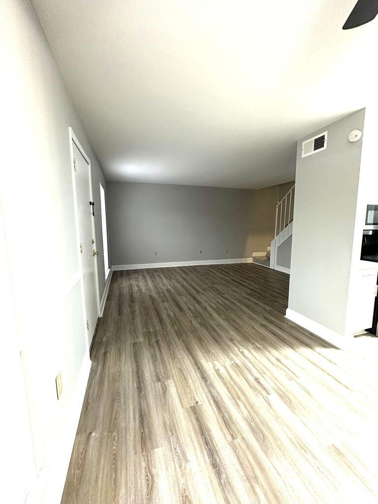 900 Mountain Creek Road, Unit K 143 Chattanooga, TN 37405 - Photo 2 of 9 Dining and Living Room Reno