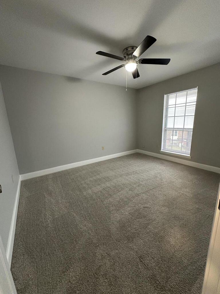 900 Mountain Creek Road, Unit K 143 Chattanooga, TN 37405 - Photo 7 of 9 Bedroom 1 Reno