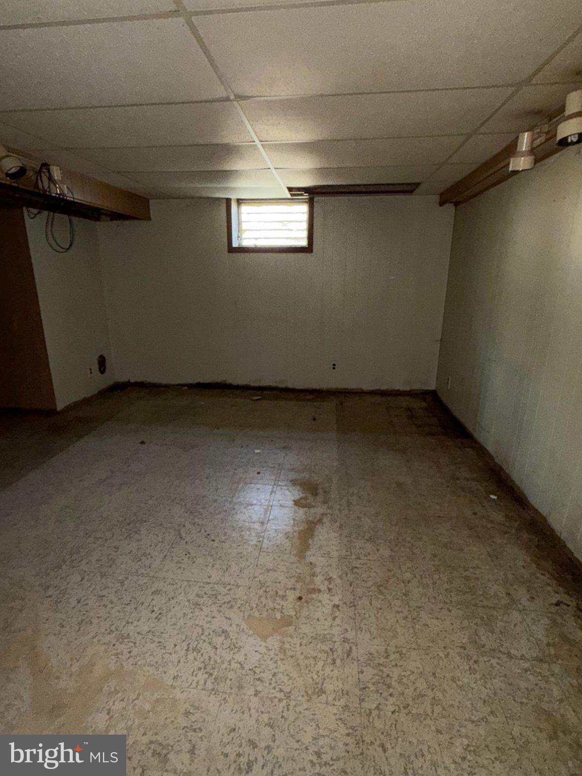 349 Southeastern Terrace Baltimore, MD 21221 - Photo 5 of 11