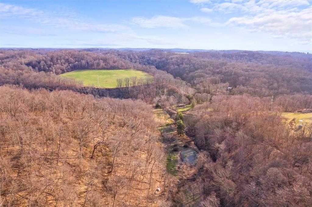 915 Baileys Run Road Tarentum, PA 15084 - Photo 7 of 13 a view of a sky