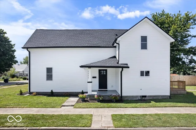 $204,900 | 1336 South G Street, Elwood, IN 46036