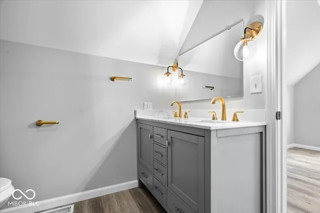 $204,900 | 1336 South G Street, Elwood, IN 46036