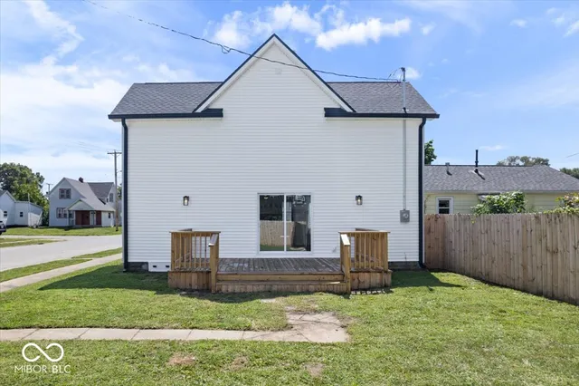 $204,900 | 1336 South G Street, Elwood, IN 46036