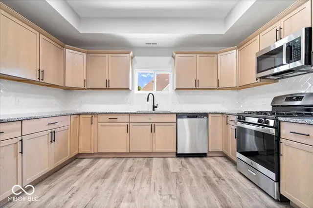 $204,900 | 1336 South G Street, Elwood, IN 46036