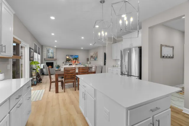 $575,000 | 2149 Johanna Circle, Lino Lakes, MN 55038