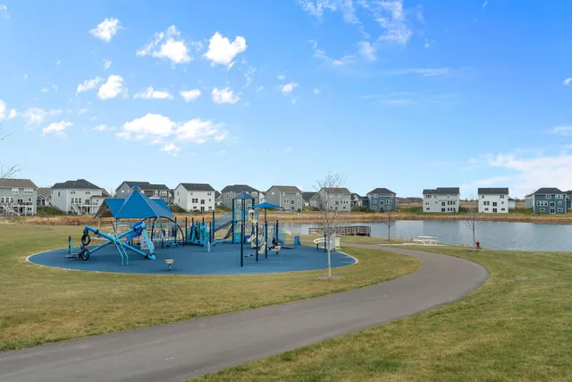 $575,000 | 2149 Johanna Circle, Lino Lakes, MN 55038