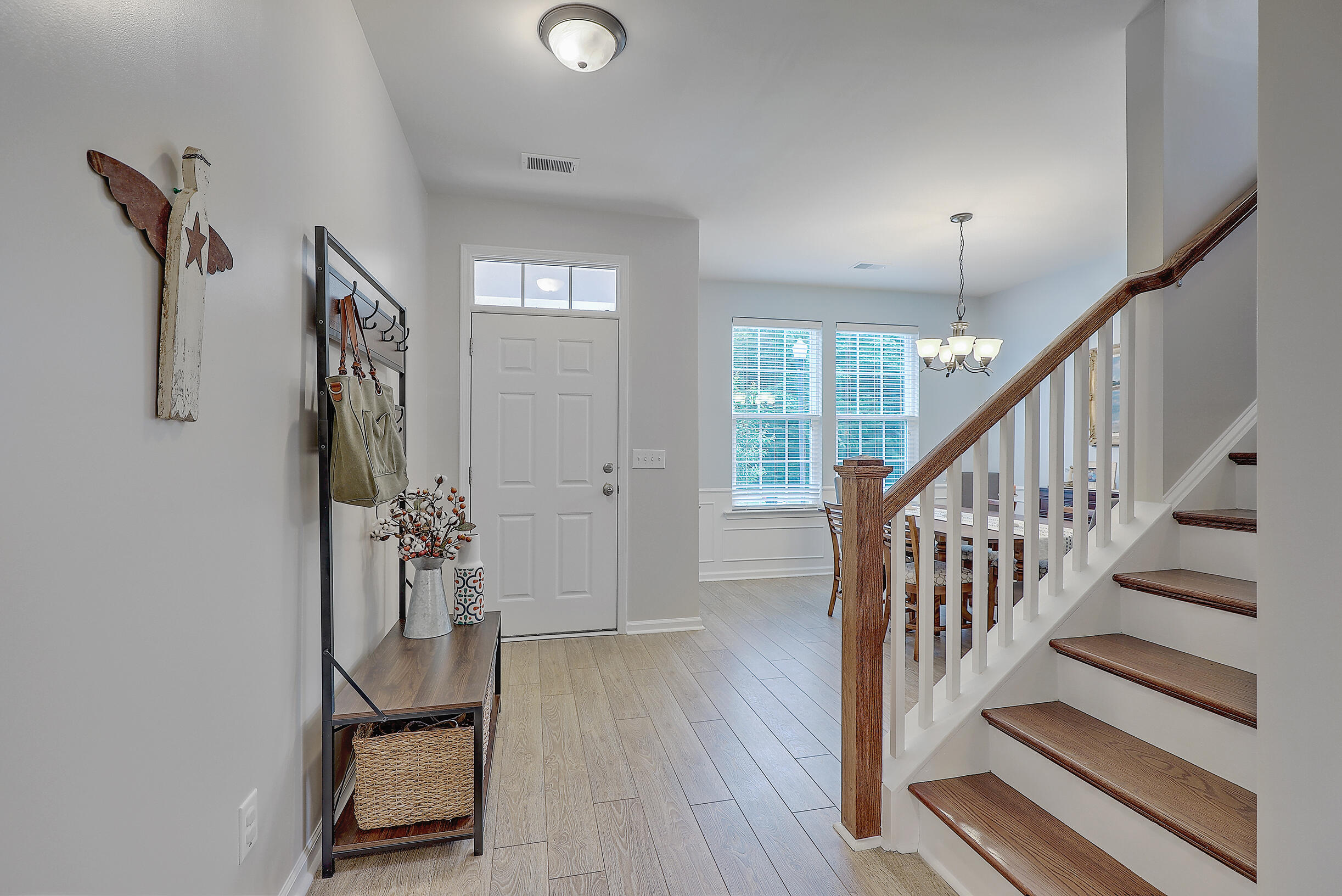 176 Ashley Bluffs Road Summerville, SC 29485 - Photo 5 of 39 0W7A2845_46_47_48_49_50_51