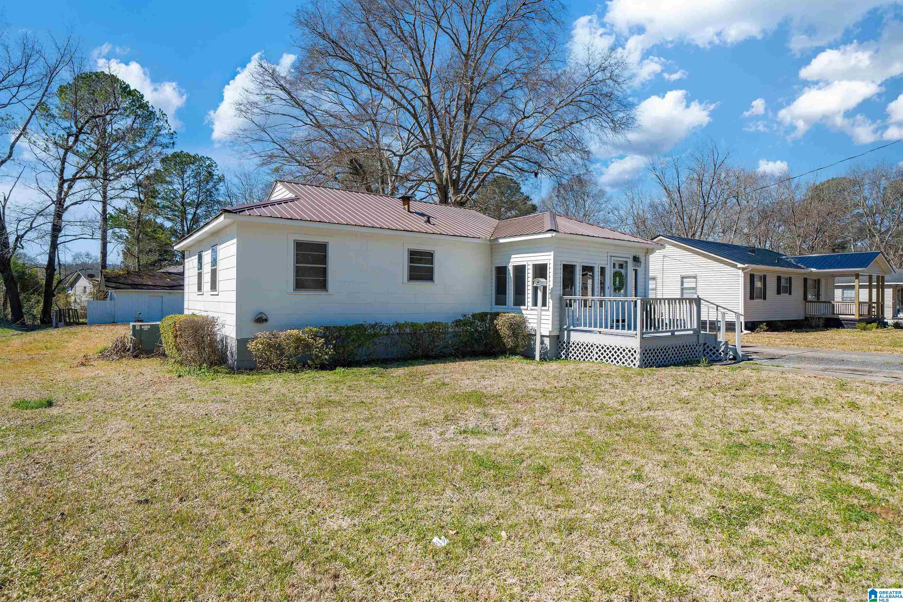 406 Wickstead Road Bessemer, AL 35023 - Photo 2 of 24