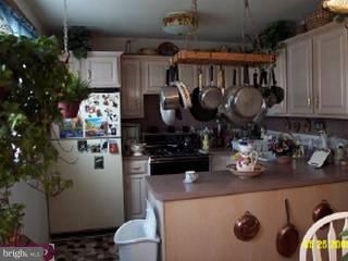 10821 Perrin Road Philadelphia, PA 19154 - Photo 2 of 6