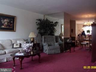 10821 Perrin Road Philadelphia, PA 19154 - Photo 3 of 6