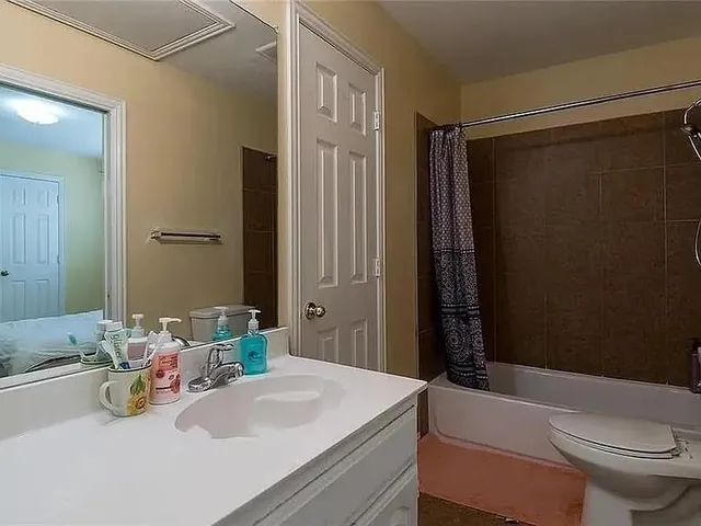 $2,800 | 4041 Eisenhower Street, Carrollton, TX 75007