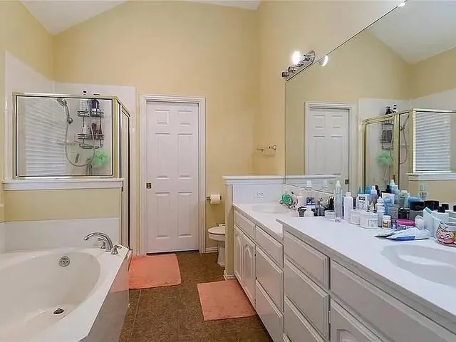 $2,800 | 4041 Eisenhower Street, Carrollton, TX 75007