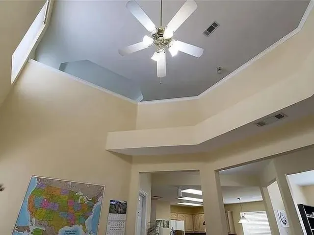 $2,800 | 4041 Eisenhower Street, Carrollton, TX 75007