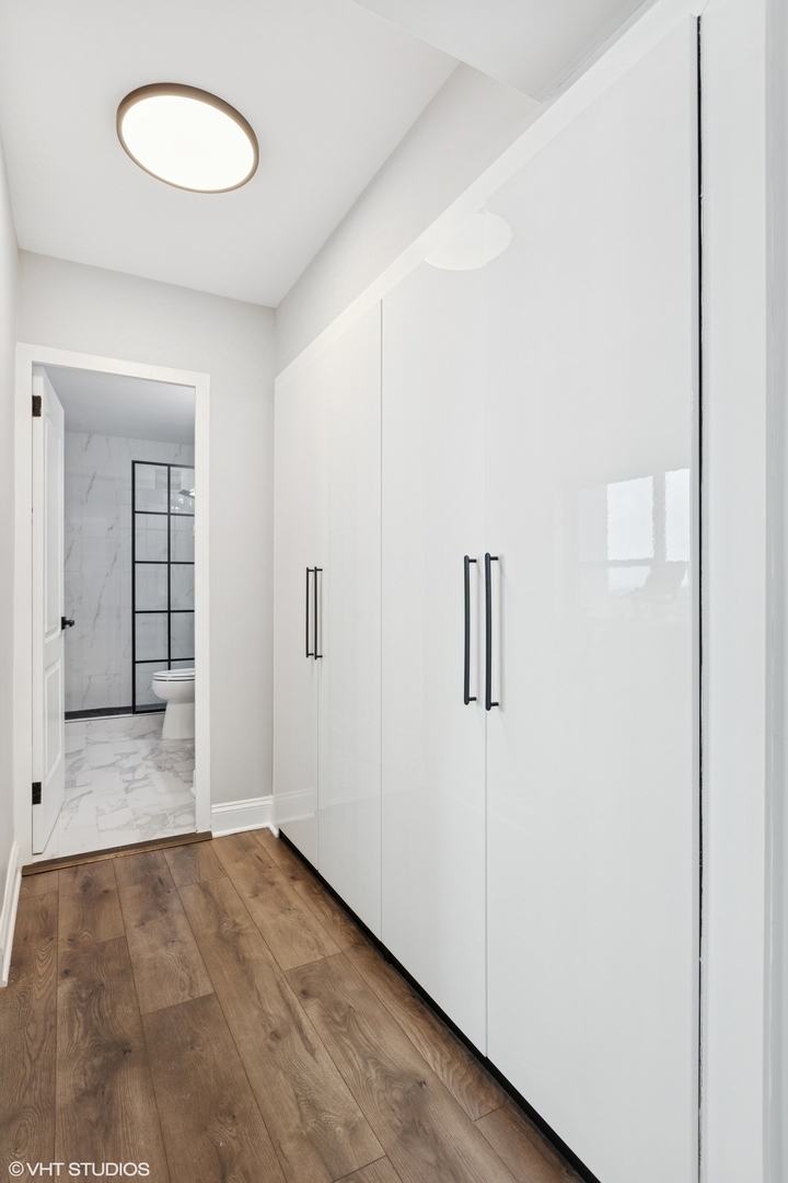 3600 North Lake Shore Drive, Unit 1108 Chicago, IL 60613 - Photo 10 of 12 an empty room with window