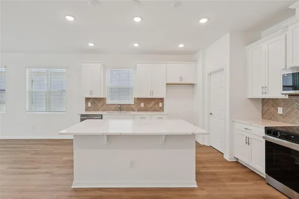 $499,990 | 5472 Hanover Square Drive, St. Cloud, FL 34771