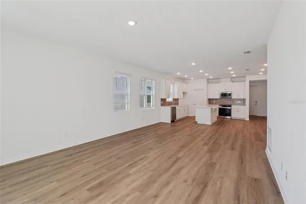 $499,990 | 5472 Hanover Square Drive, St. Cloud, FL 34771