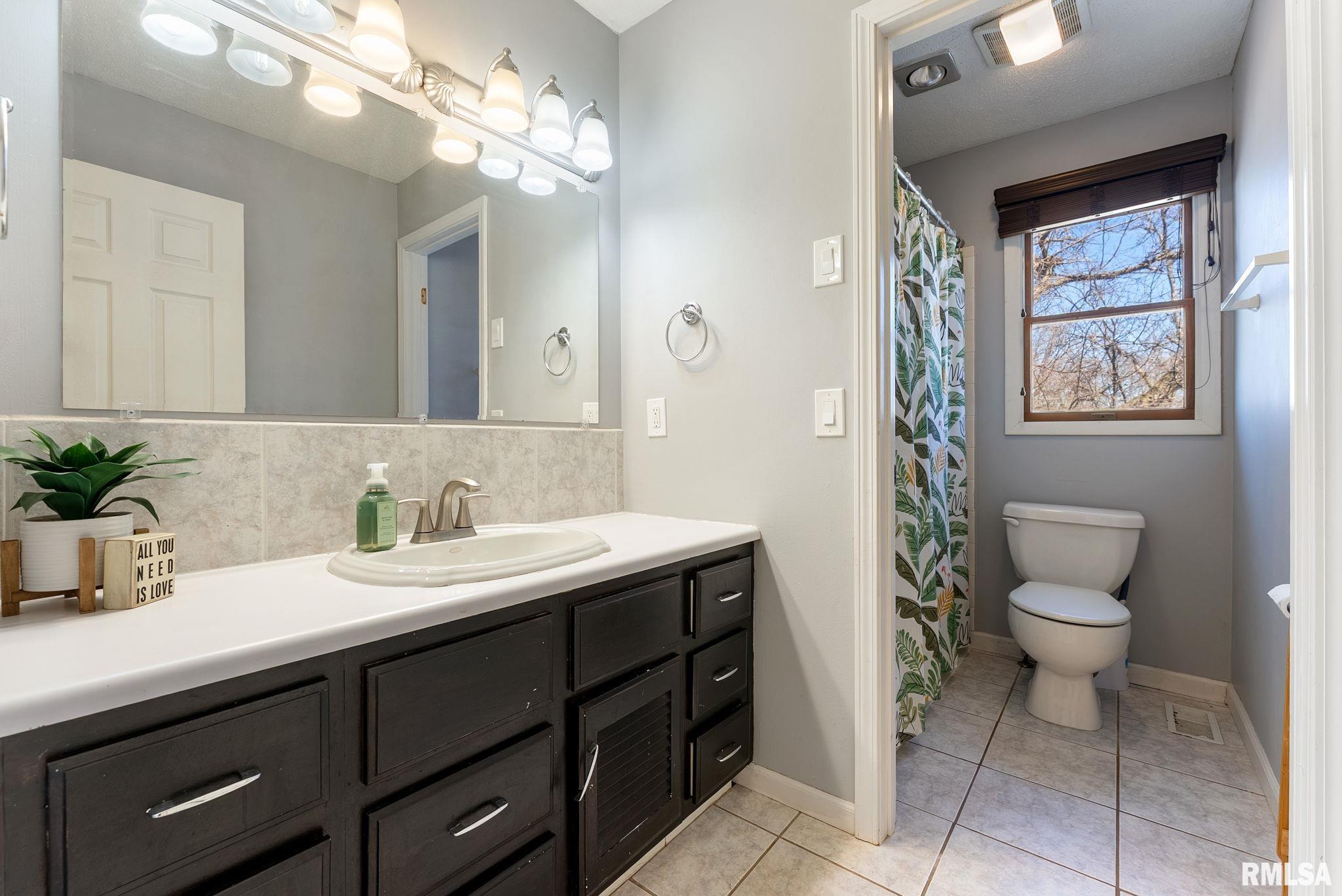 3075 Quail Ridge Road Bettendorf, IA 52722 - Photo 24 of 42 Gallery Image 24