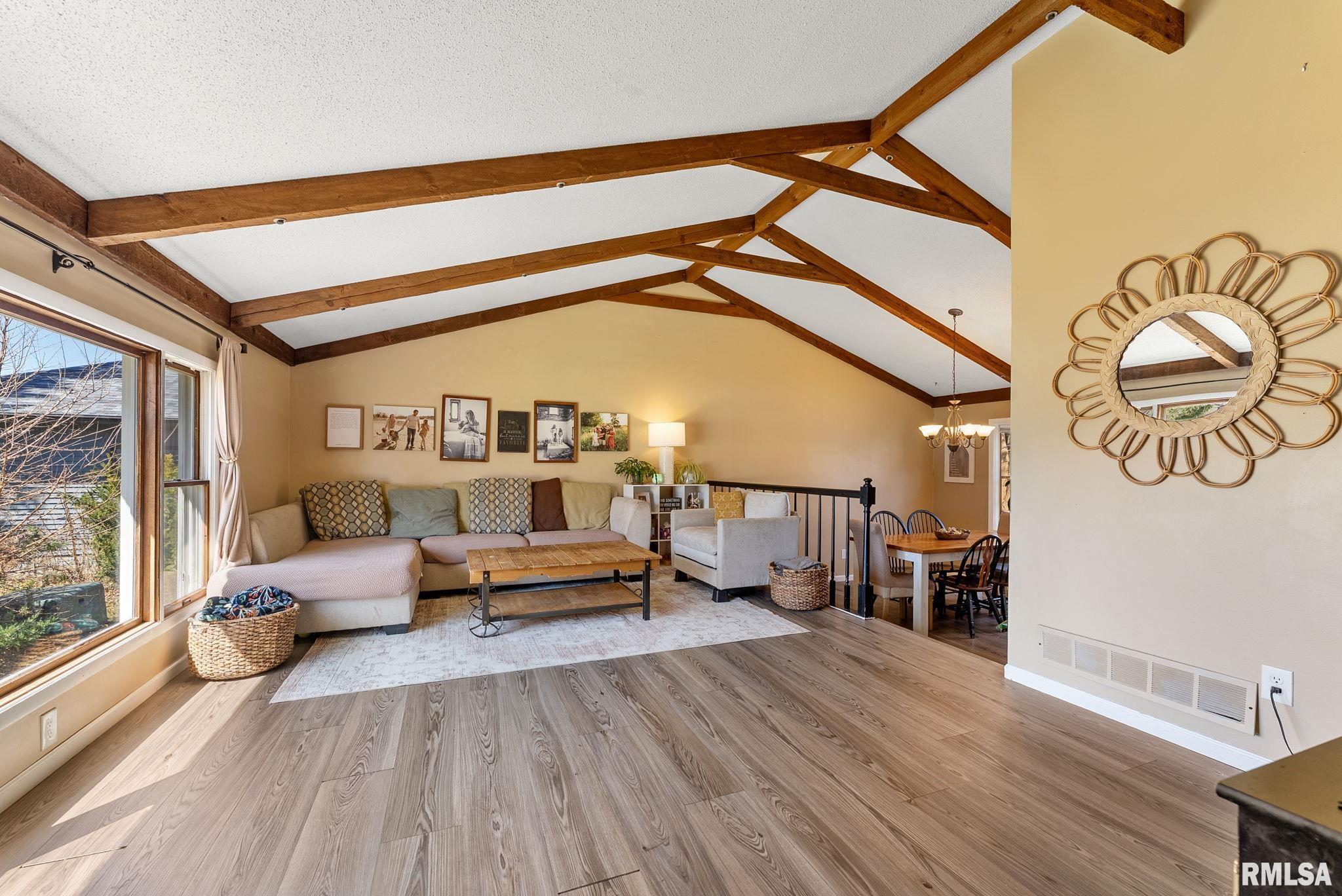 3075 Quail Ridge Road Bettendorf, IA 52722 - Photo 4 of 42 Gallery Image 4
