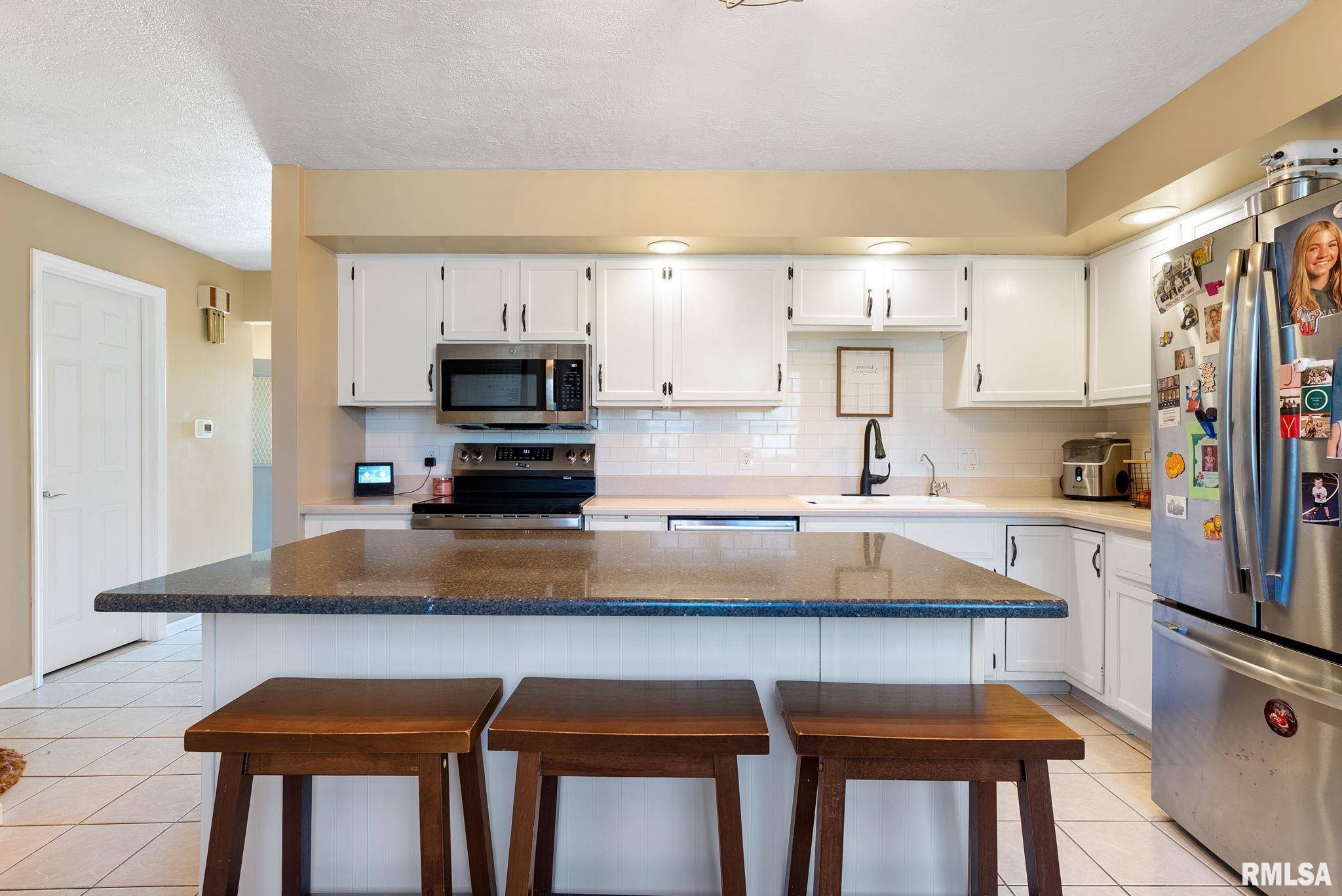 3075 Quail Ridge Road Bettendorf, IA 52722 - Photo 10 of 42 Gallery Image 10