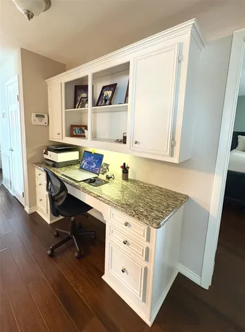 $474,900 | 1255 Sailfish Street, Bayou Vista, TX 77563