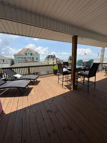 $474,900 | 1255 Sailfish Street, Bayou Vista, TX 77563