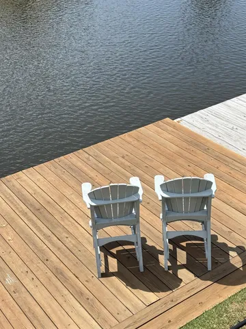 $474,900 | 1255 Sailfish Street, Bayou Vista, TX 77563