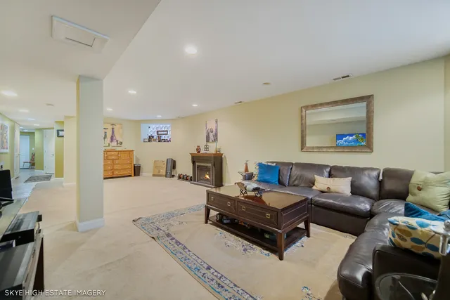 a car parked in front of a building