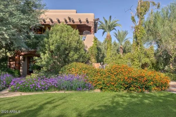 $22,500,000 | 5747 East Mockingbird Lane, Paradise Valley, AZ 85253